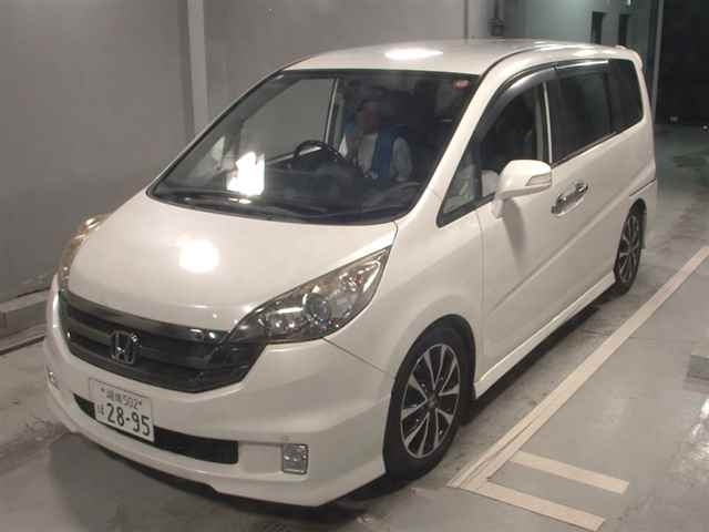 HONDA STEP WAGON 2009