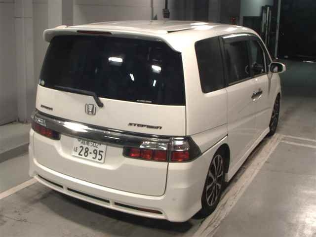HONDA STEP WAGON 2009