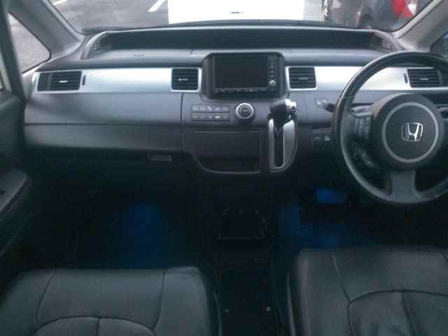 HONDA STEP WAGON 2009