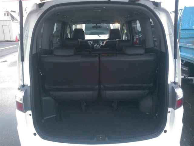 HONDA STEP WAGON 2009