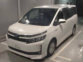 TOYOTA VOXY 2016