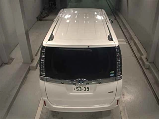 TOYOTA VOXY 2016