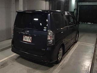 TOYOTA VOXY 2008