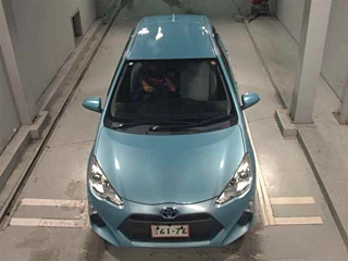 TOYOTA AQUA 2016