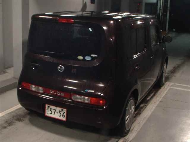 NISSAN CUBE 2011