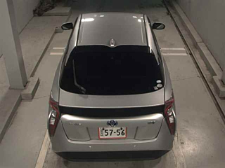 TOYOTA PRIUS 2016