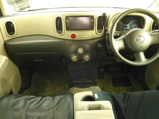NISSAN CUBE 2011