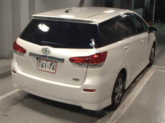 TOYOTA WISH 2009