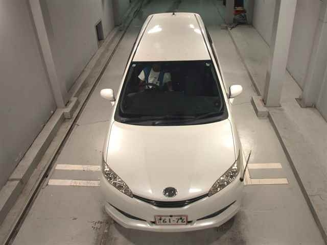 TOYOTA WISH 2009