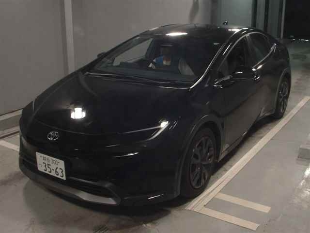 TOYOTA PRIUS 2024