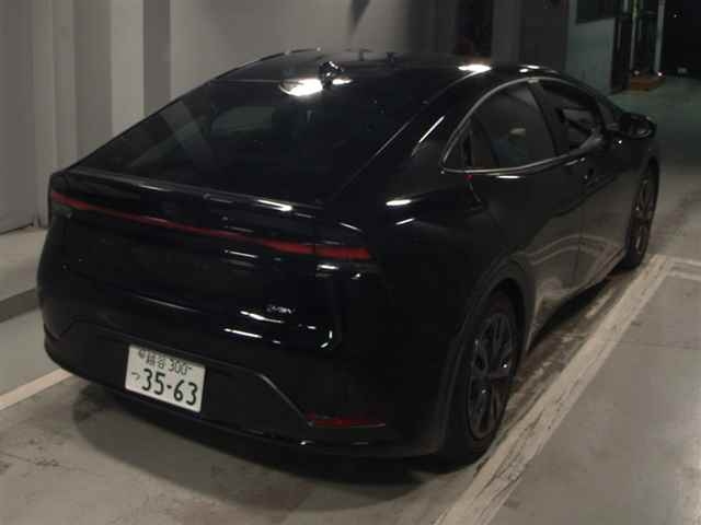 TOYOTA PRIUS 2024