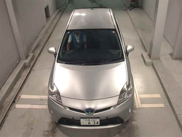 TOYOTA PRIUS 2012