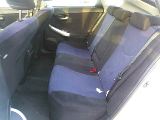 TOYOTA PRIUS 2012