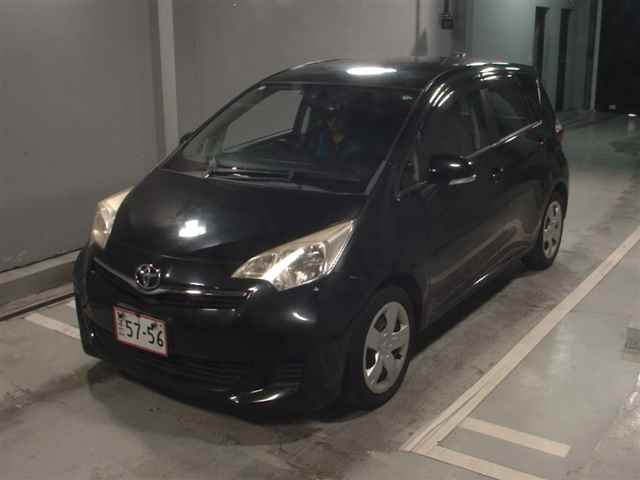 TOYOTA RACTIS 2011