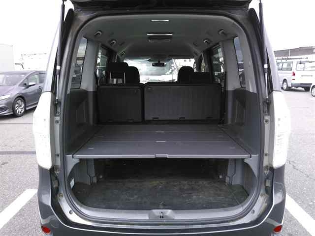 TOYOTA NOAH 2008