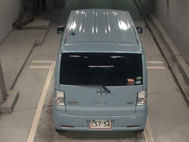 TOYOTA PIXIS SPACE 2014