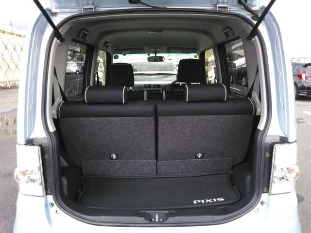 TOYOTA PIXIS SPACE 2014