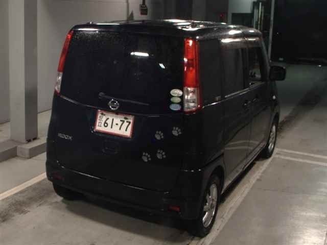 NISSAN ROOX 2010