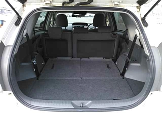 TOYOTA PRIUS ALPHA 2013