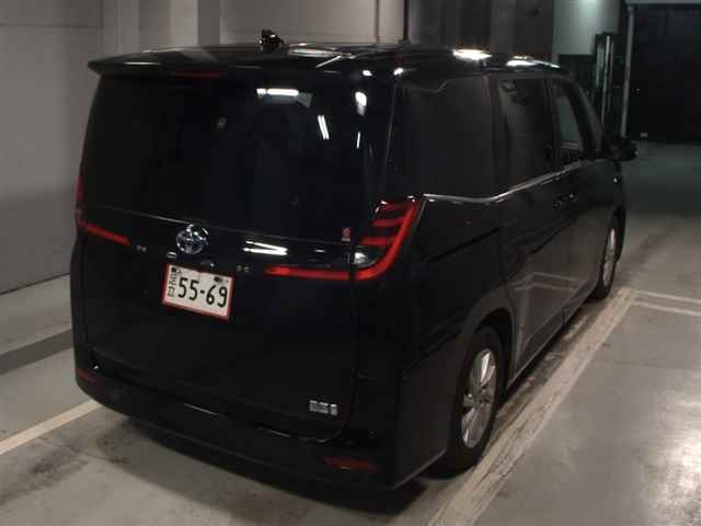 TOYOTA NOAH 2023