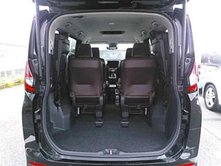 TOYOTA NOAH 2023