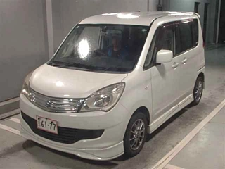 SUZUKI SOLIO 2013