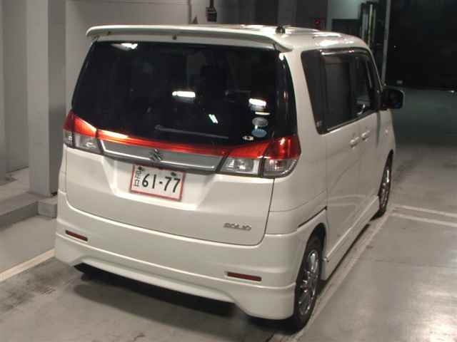 SUZUKI SOLIO 2013