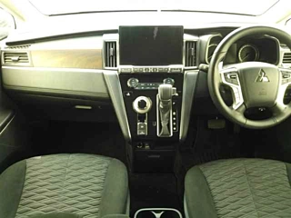 MITSUBISHI DELICA D5 2024
