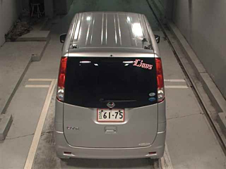 NISSAN ROOX 2010