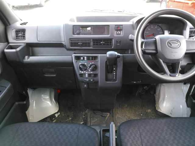 DAIHATSU HIJET VAN 2022
