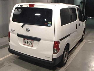 NISSAN NV200 2019