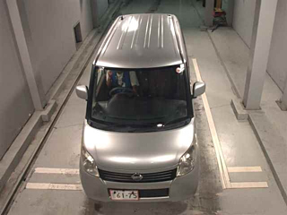NISSAN ROOX 2010