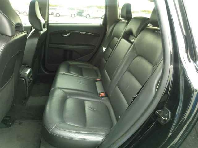 VOLVO V70 2013