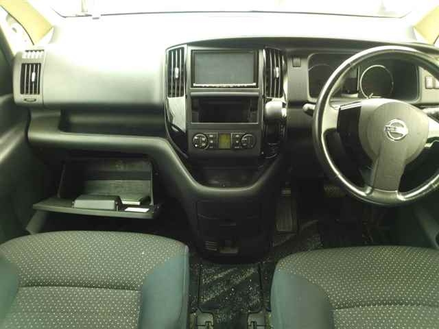 NISSAN SERENA 2008