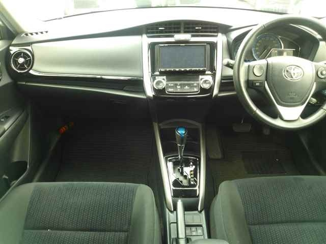 TOYOTA COROLLA FIELDER 2018