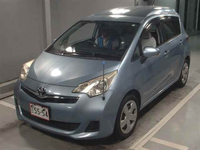 TOYOTA RACTIS 2012