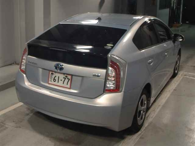 TOYOTA PRIUS 2014