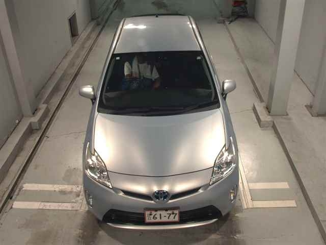 TOYOTA PRIUS 2014