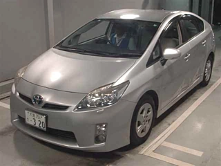 TOYOTA PRIUS 2011