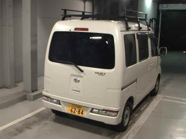DAIHATSU HIJET VAN 2018