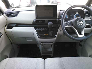 NISSAN ROOX 2023
