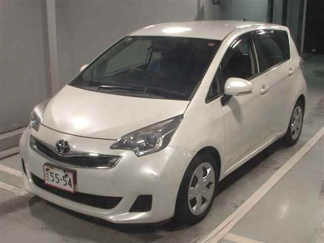 TOYOTA RACTIS 2014