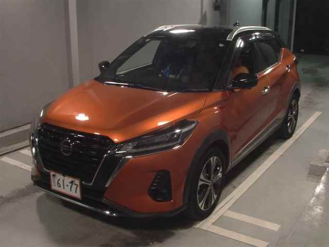 NISSAN KIX 2020