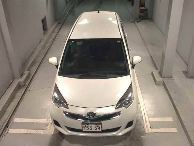 TOYOTA RACTIS 2014