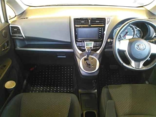 TOYOTA RACTIS 2014