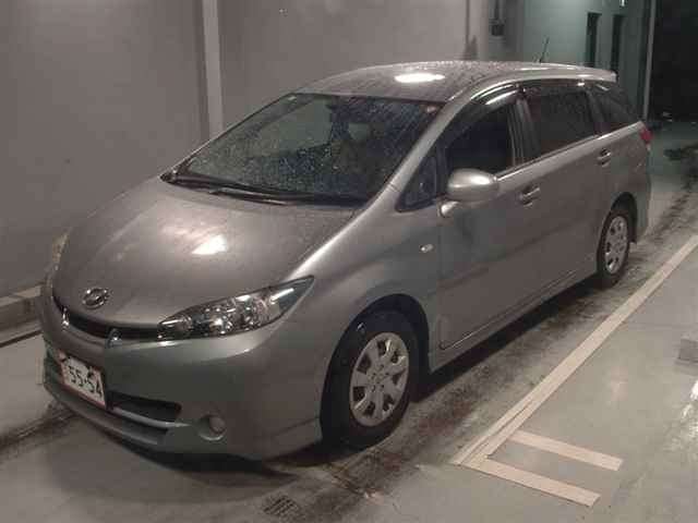 TOYOTA WISH 2010