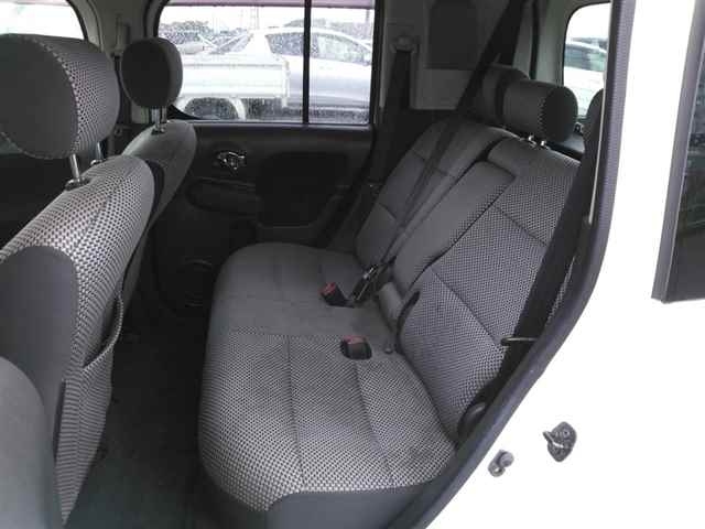 NISSAN CUBE 2010