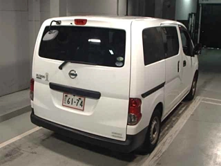 NISSAN NV200 2010