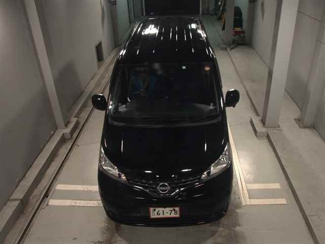 NISSAN NV200 2023