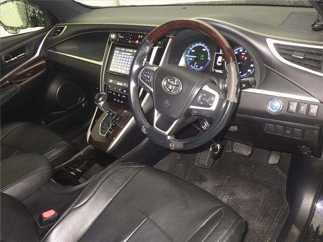 TOYOTA HARRIER 2014